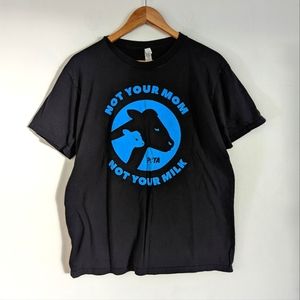 PETA Vegan Unisex Not Your Mom Not Your Milk Black Blue T-shirt Size Large